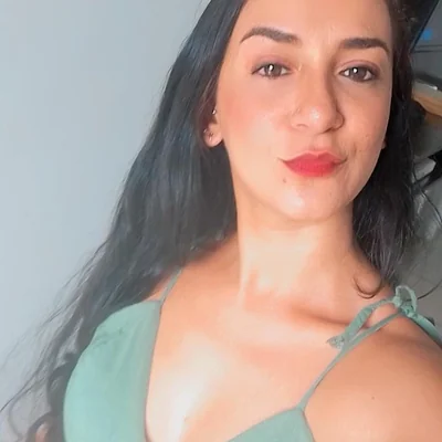 Camila Alves dos Santos